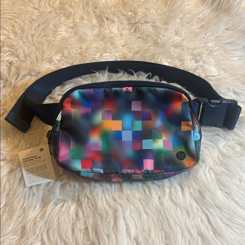 Lululemon Everywhere Belt Bag *Pride, Pixel Multi Logo, 1L